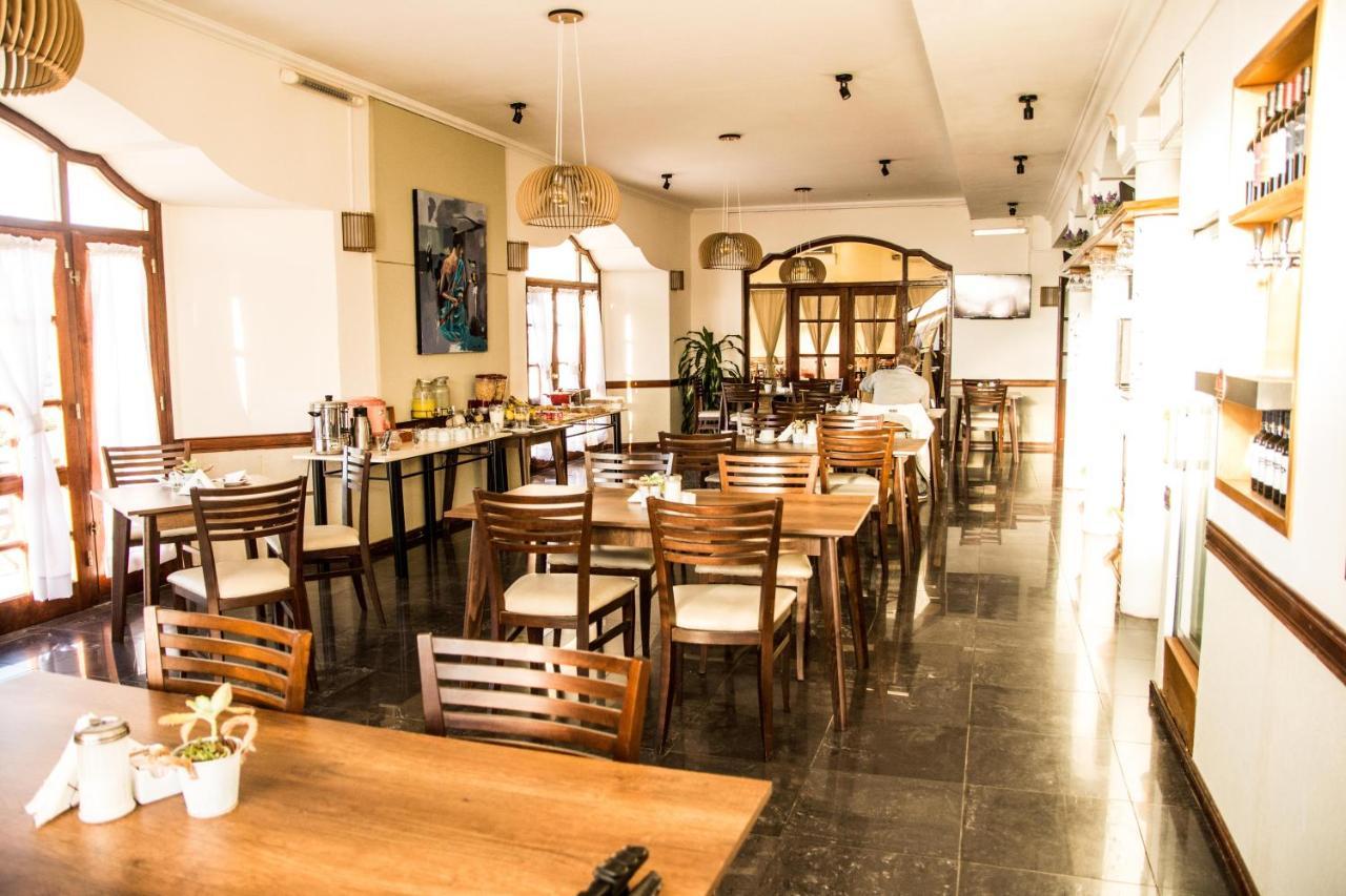 Hotel Santa Catalina Río Cuarto Buitenkant foto