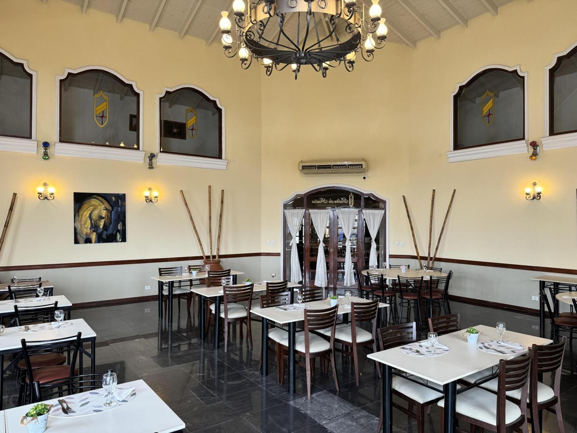 Hotel Santa Catalina Río Cuarto Buitenkant foto